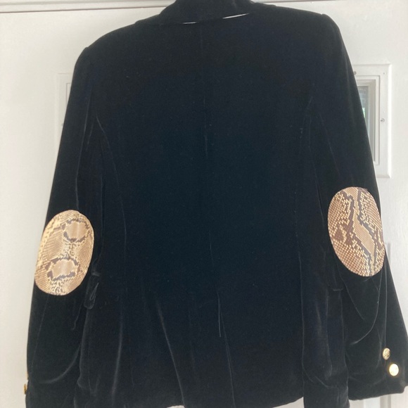 Alice and Olivia Black Velvet Blazer New w/o tags - Picture 2 of 8